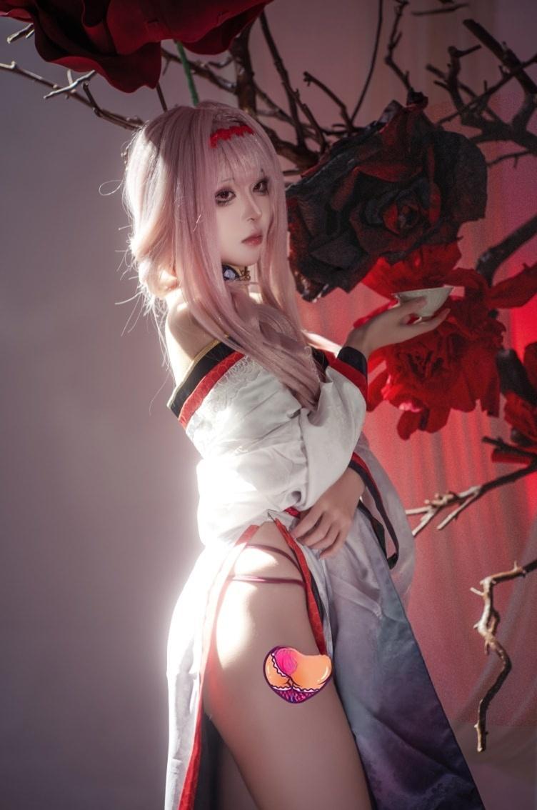 矢量鱼 Nikke胜利女神-暗莲-性感美女
